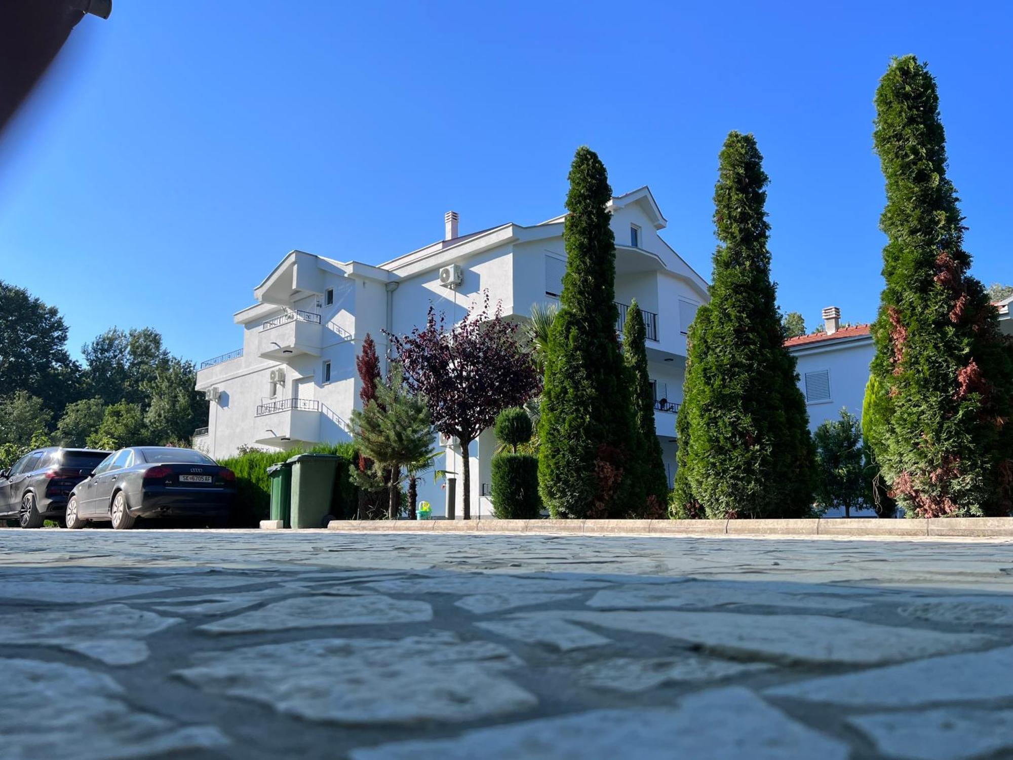 Residence Leora Ulcinj Eksteriør bilde